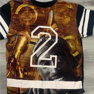 2 pac shirt